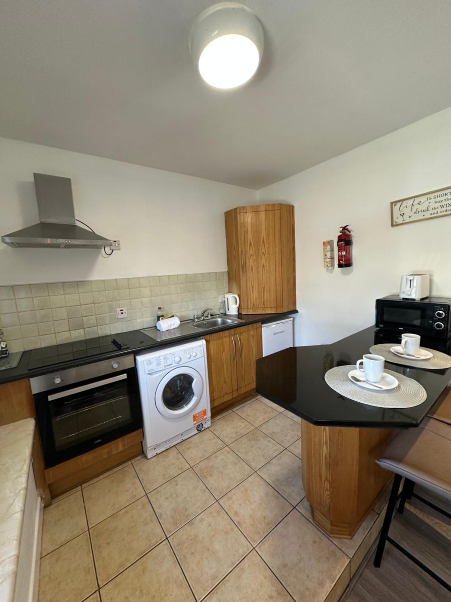 City Centre Stay Apartment غالواي المظهر الخارجي الصورة
